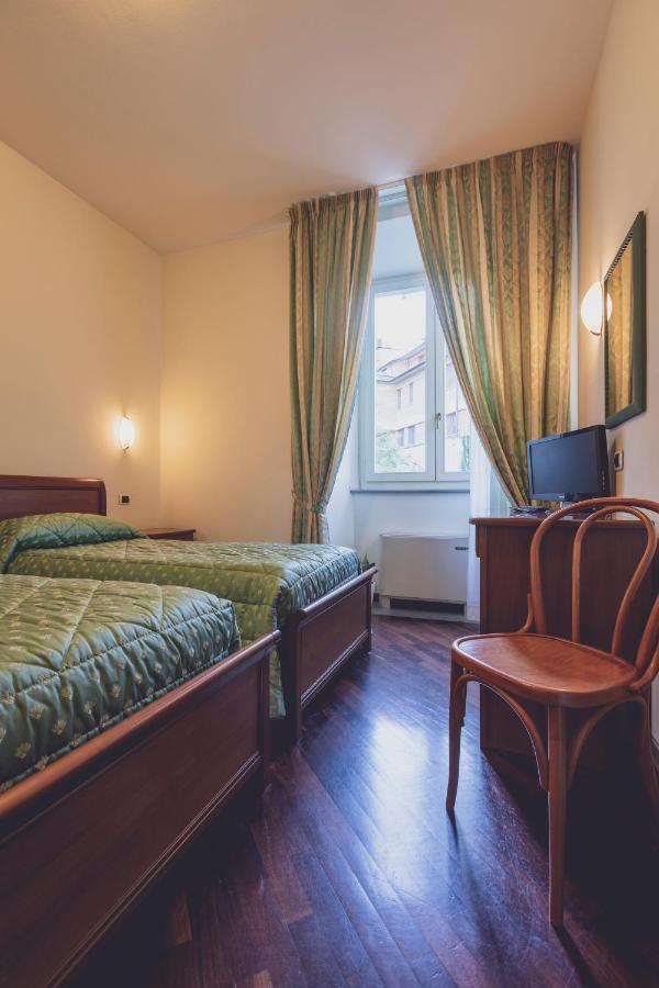 Albergo Ristorante Pasqui Rocca San Casciano Zewnętrze zdjęcie