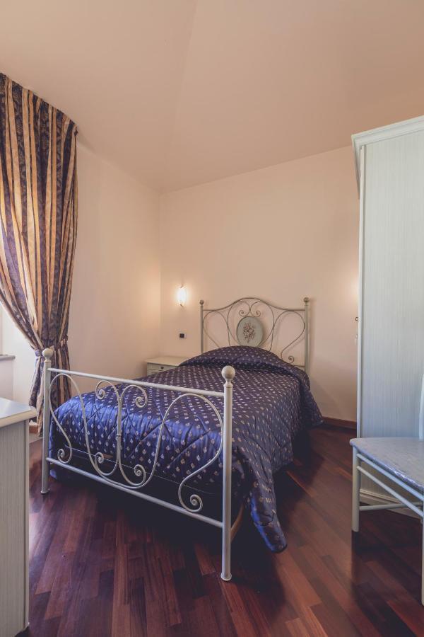 Albergo Ristorante Pasqui Rocca San Casciano Zewnętrze zdjęcie